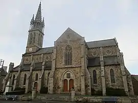 The church of Saint-Mayeux, in Pludual