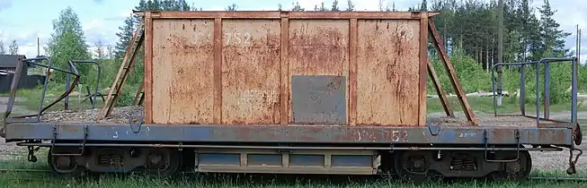 Kambarka Engineering Works hopper car to transport track ballast, 750&nbsp;mm (.mw-parser-output .frac{white-space:nowrap}.mw-parser-output .frac .num,.mw-parser-output .frac .den{font-size:80%;line-height:0;vertical-align:super}.mw-parser-output .frac .den{vertical-align:sub}.mw-parser-output .sr-only{border:0;clip:rect(0,0,0,0);clip-path:polygon(0px 0px,0px 0px,0px 0px);height:1px;margin:-1px;overflow:hidden;padding:0;position:absolute;width:1px}2&nbsp;ft&nbsp;5+1⁄2&nbsp;in) gauge