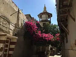 Al-Jarn Al-Aswad Mosque in Sarouja