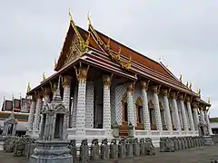 From 1779 to 1784 it was housed near Wat Arun, Thonburi