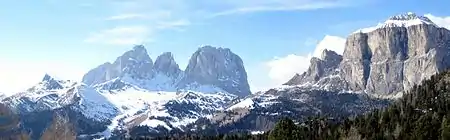 Image 8Sellajoch, South Tyrol and Trentino (seen from Pordoi Pass), Langkofel on the left, Piz Ciavazes on the right