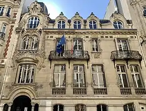 Leonardo da Vinci Highschool (Paris), 1899, by Jules Lavirotte