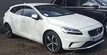 Facelift Volvo V40 R-Design (UK)