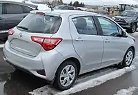 2017 facelift: Yaris LE 5-door (Canada)