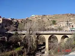 View of one of the bridges in the city of Arris
