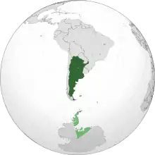 Argentine territory in dark green; claimed but uncontrolled territory in light green.