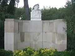 A Joaquim Vayreda (1915), of Manuel Fuxà, Parc de la Ciutadella.