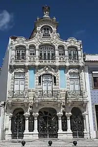 Facade of Major Pessoa Residence in Aveiro (1907–1909)