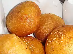 Bánh cam, deep-fried glutinous ball
