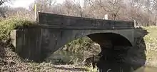 A picture of a concrete bridge
