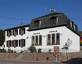 The town hall and school in Bourbach-le-Haut
