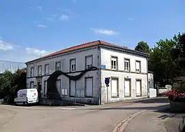 The town hall in Bouxurulles