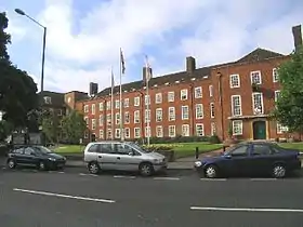 Brentwood Town hall, London (1957)
