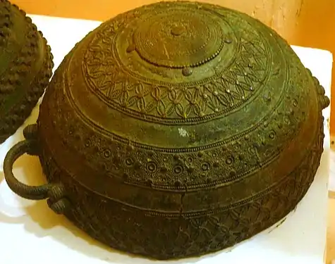 Pot; from Igbo-Ukwu (Nigeria); 9th century; bronze; unknown dimensions; Nigerian National Museum (Lagos)