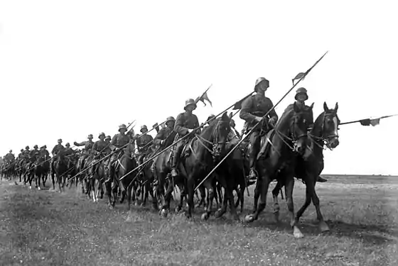 Reichswehr cavalry armed with the lance