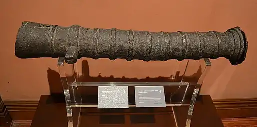 A barrel of a swivel gun falconete (ca. 1476-1525). Material: Iron. Caliber: 65 mm.