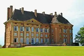 The chateau in Neublans