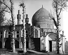 :Chahar Bagh Madrasa