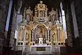 A baroque altar in Saint-Jean-de-Béré church.