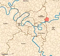 Location (in red) within Paris inner and outer suburbs
