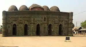 The Chhoto Shona Masjid.
