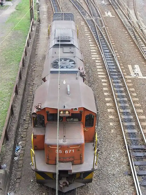 Overhead view of no. 35-671 at Mason's Mill, Pietermaritzburg, 8 November 2011