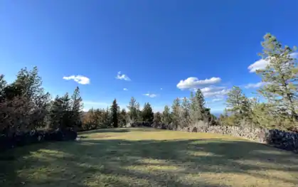 Lawn atop Cliff Park