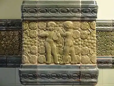 Ceramic putti in Music conservatory of Barcelona by Eusebi Arnau (1916–28)