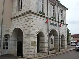 The town hall in Dampierre-sur-Salon