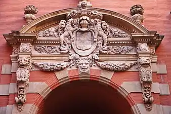 Renaissance highly decorated pediment of the Hôtel Desplats ou de Palaminy, Toulouse, France