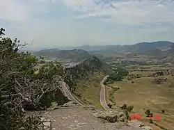 The Dakota Hogback viewed south from the Dakota Ridge Trail at the crest of Dinosaur Ridge, just south of Interstate 70.