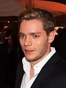 Actor Dominic Sherwood has sectoral heterochromia.
