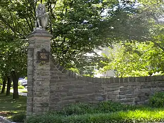 Gateway to Druim Moir.