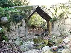 Corbel arch in the shape of an isosceles triangle, supporting the Greek Eleutherna Bridge