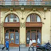 Art nouveau facade, Gambetta street (early 20th c.).