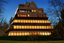 Ferrohaus, Zürich, Switzerland, architect Justus Dahinden, 1970. Pyramid for offices and apartments, later hospital, brutalist architecture, corten steel, registered as monument historique in 2021.
