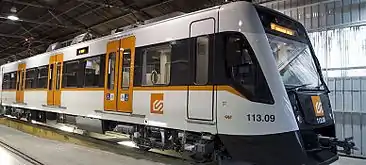 Series 113 (4 cars)                               and 114 (3 cars)