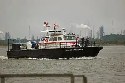 Fireboat Howard T. Tellepsen in the Houston Channel (2006)