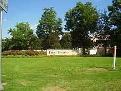 A First Colony entrance sign
