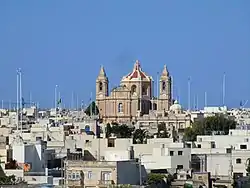 Għaxaq skyline