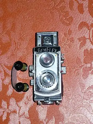 Gemflex twin lens reflex camera
