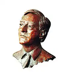 Godfrey James Macdonald, 8th Baron Macdonald bronze bust by sculptor Laurence Broderick