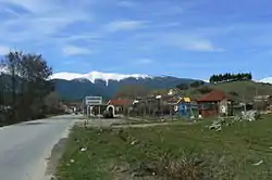 Road sign in Gorno Dragslishte