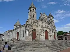 It was built in 1626 by Friar Benito Baltodano, it was used as a fortress by William Walker in 1856 which badly damaged, it was reconstructed in the 20th century.