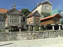 Granary set in Combarro&nbsp;[gl].