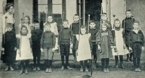Missionaries' children at drill at the Hill School, Chungking, before 1905.