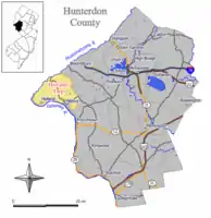 Map of Holland Township in Hunterdon County. Inset: Location of Hunterdon County highlighted in the State of New Jersey.