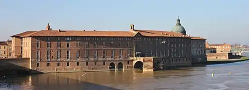 Hôtel-Dieu Saint-Jacques former hospital (12th–19th c.).