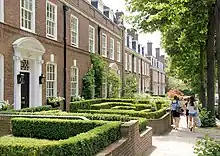 Ilchester Place in 2009