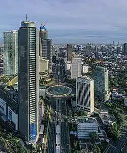 Bundaran HI, inpouring fountains in a roundabout in the center, date to the 1960s